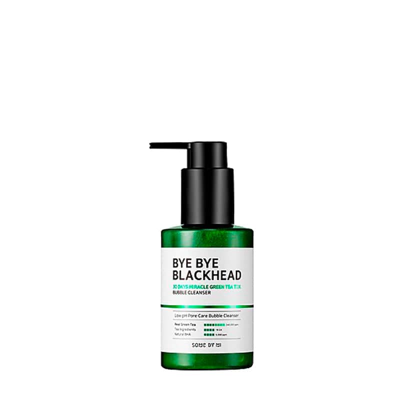 Some By Mi Bye Bye Blackhead 30days Bubble Cleanser på en hvis baggrund. Koreansk hudpleje