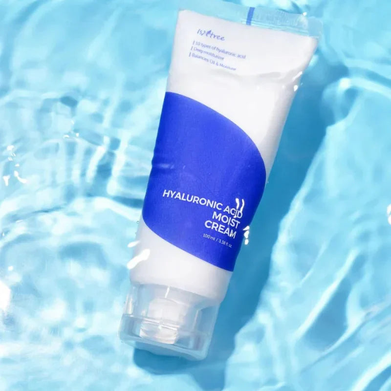 Hyaluronic Acid Watery Sun Gel SPF 50 produkt billede under vand