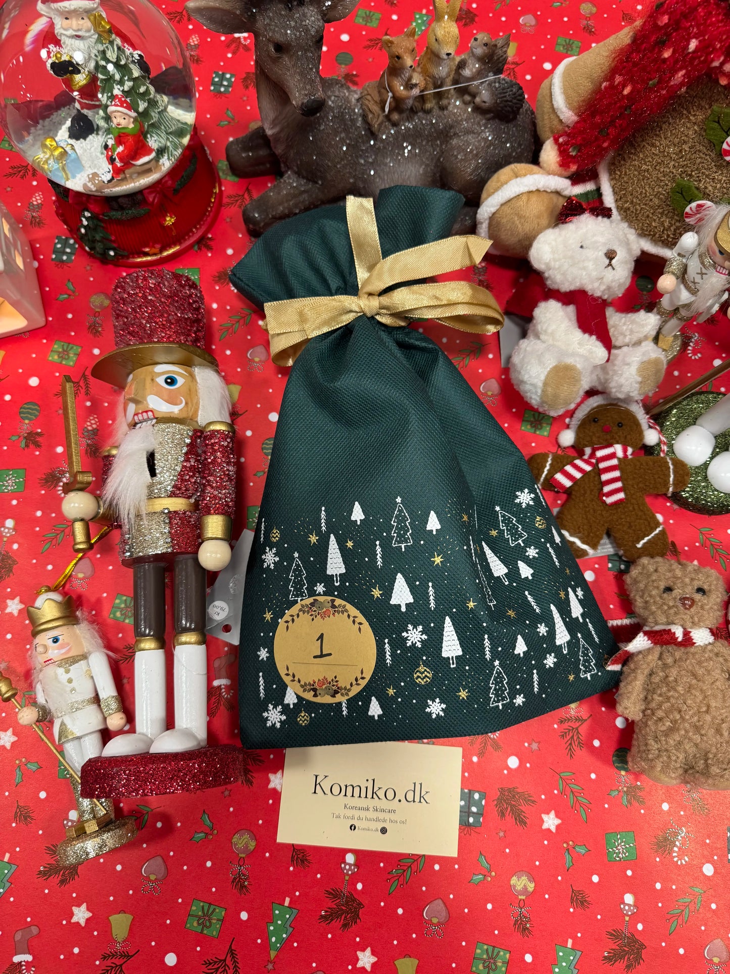 Adventskalender 2025 fra Komiko – Luksus K-Beauty til julen