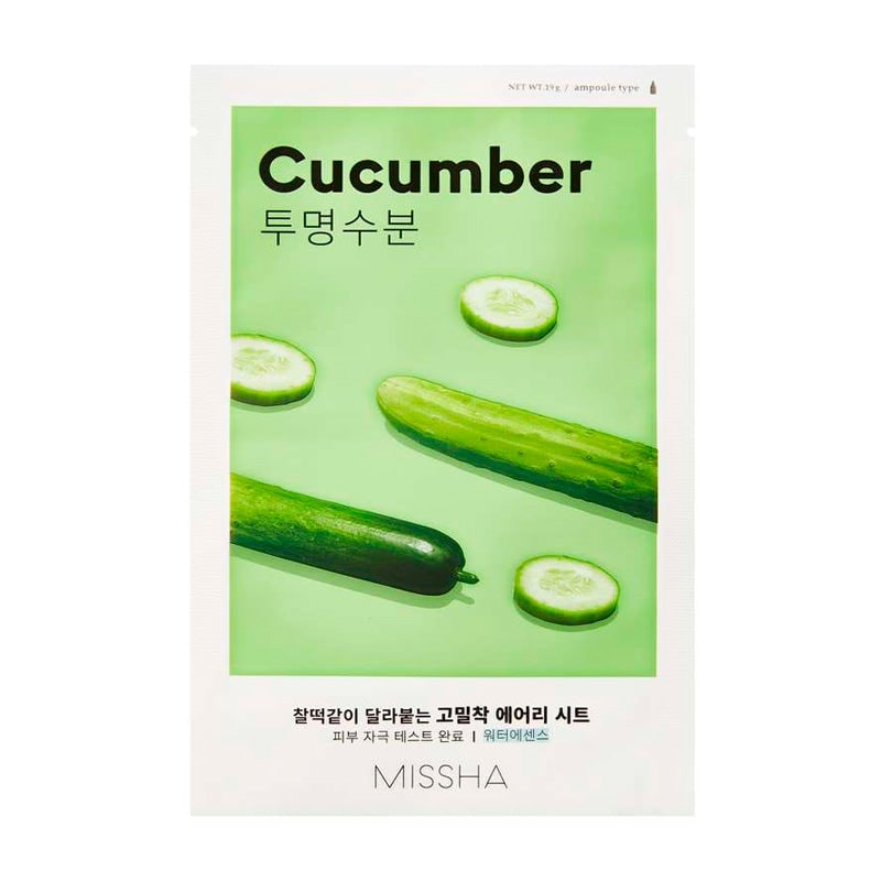 Missha AIry Fit Sheet Mask Cucumber på en hvis baggrund