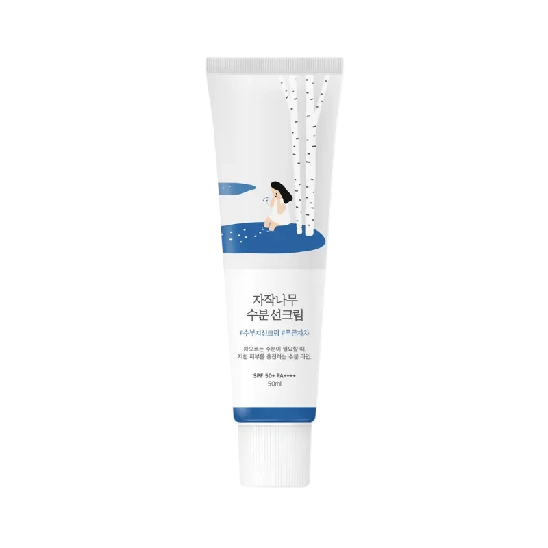 “Round Birch Juice Moisturizing solcreme på en hvid baggrund. Koreansk hudpleje
