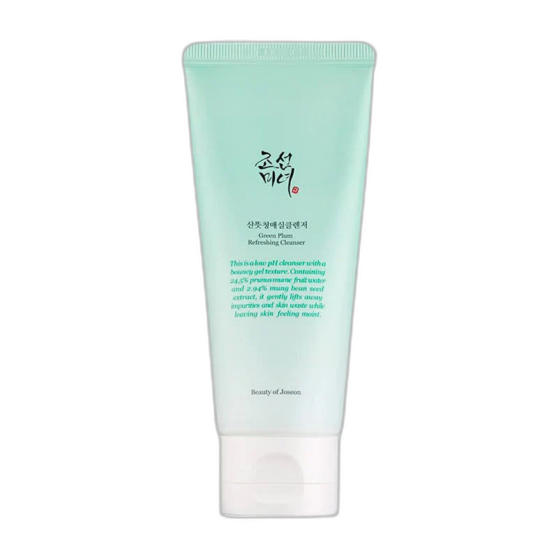 Green Plum Refreshing Cleanser