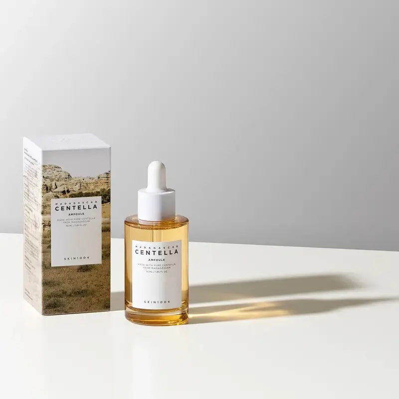 SKIN1004 Madagascar Centella Ampoule – Beroligende og fugtgivende ampul med centella asiatica, der styrker hudbarrieren og reducerer irritation. 100 ml