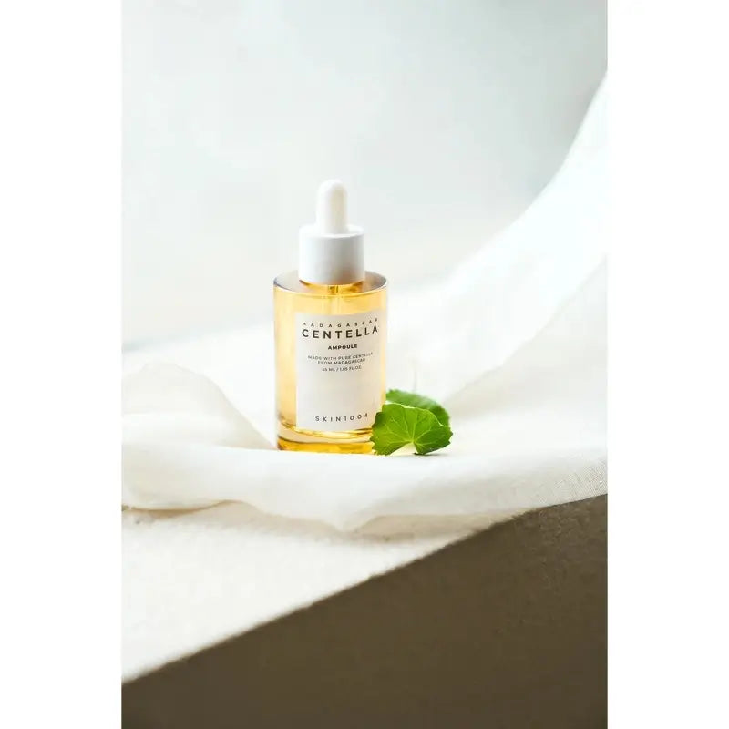 SKIN1004 Madagascar Centella Ampoule – Let og beroligende ampul med centella asiatica, der fugter, lindrer og styrker hudbarrieren. 100 ml.